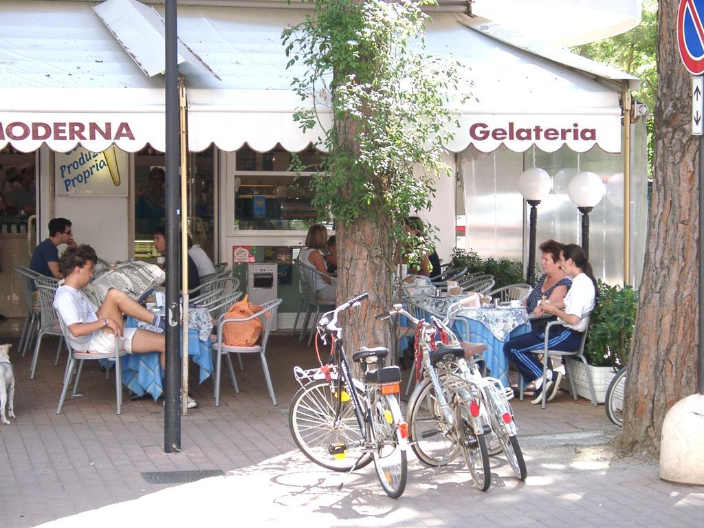 Residenza Holiday Llido Degli Estensi Εξωτερικό φωτογραφία