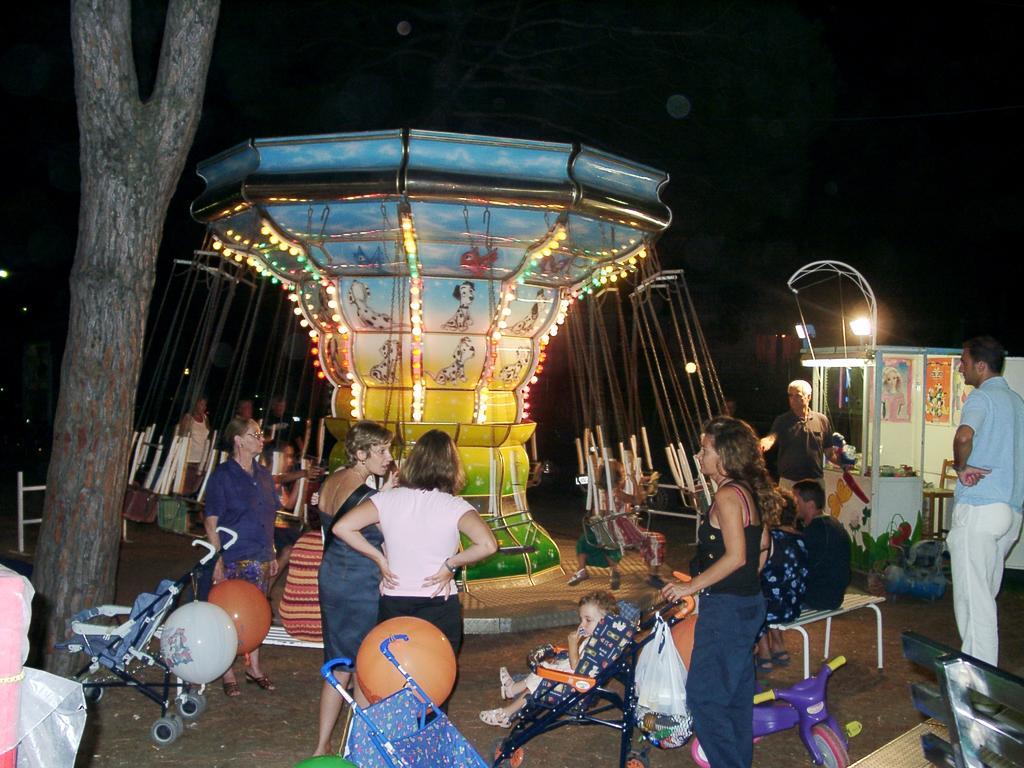 Residenza Holiday Llido Degli Estensi Εξωτερικό φωτογραφία